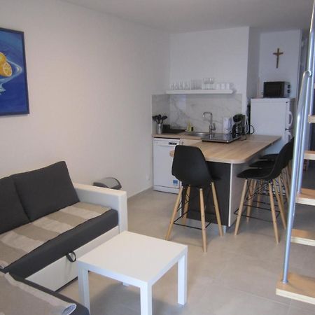 Apartman Valinor Miholascica Exterior foto